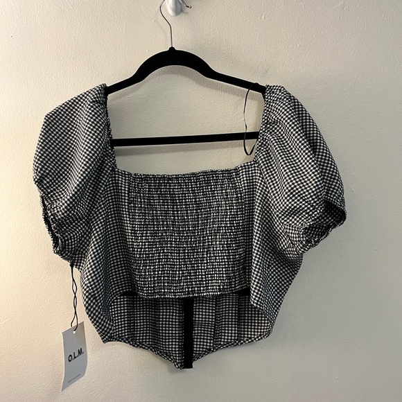 O.L.M. Houndstooth Crop Top - Picture 3 of 4